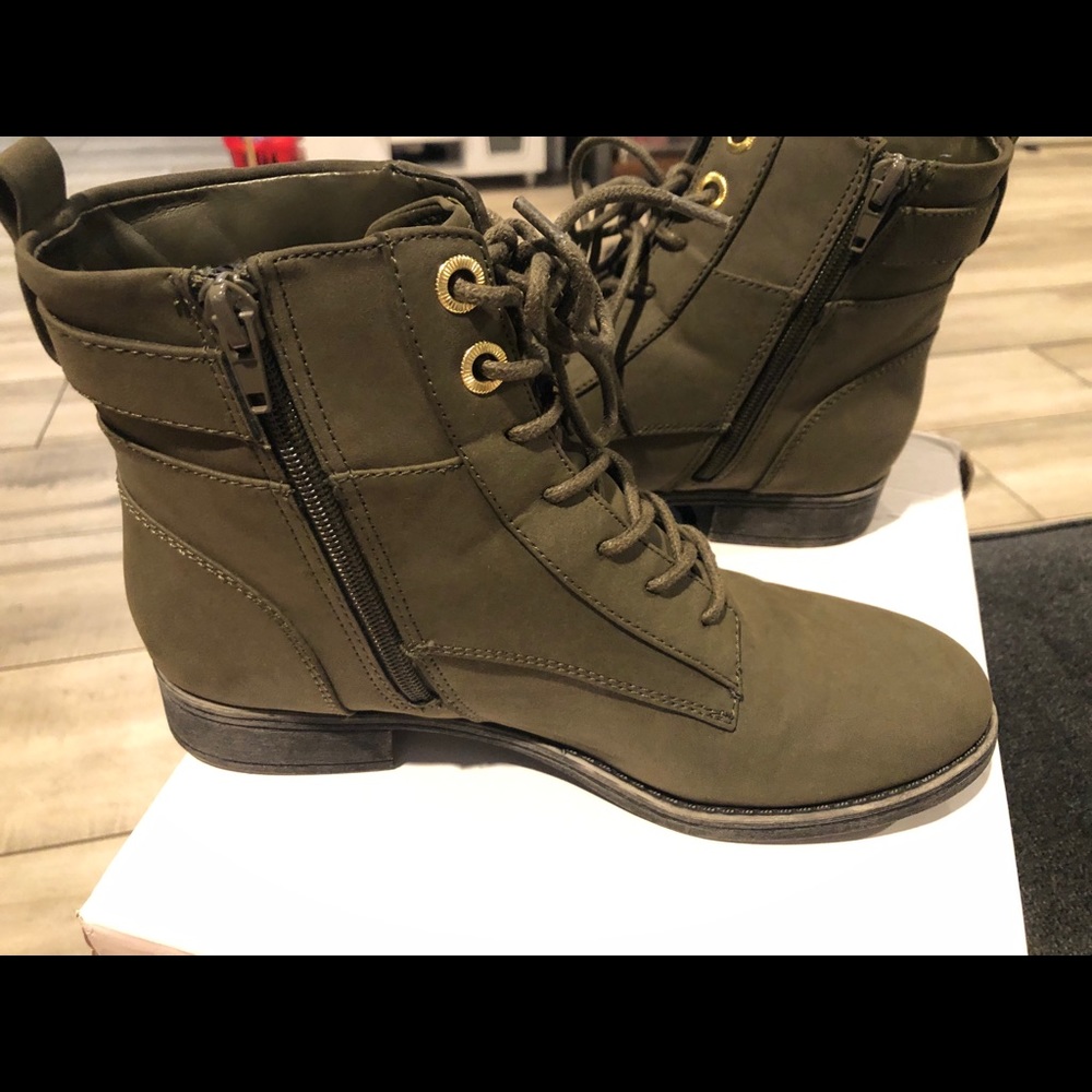 Booties - Picture 3 of 6
